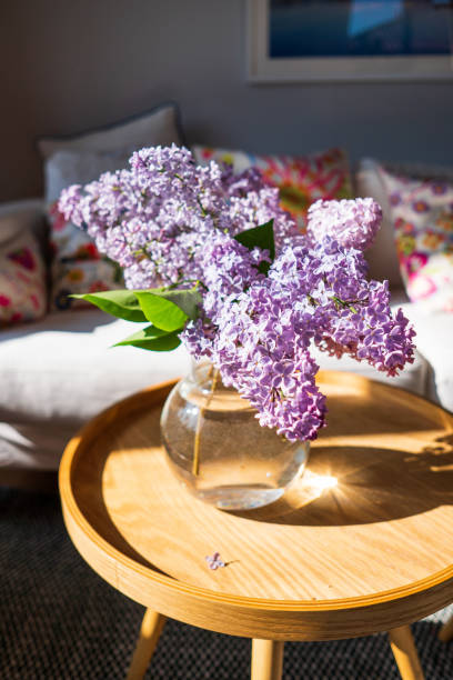 istock A flower bouquet indoors 1493785892