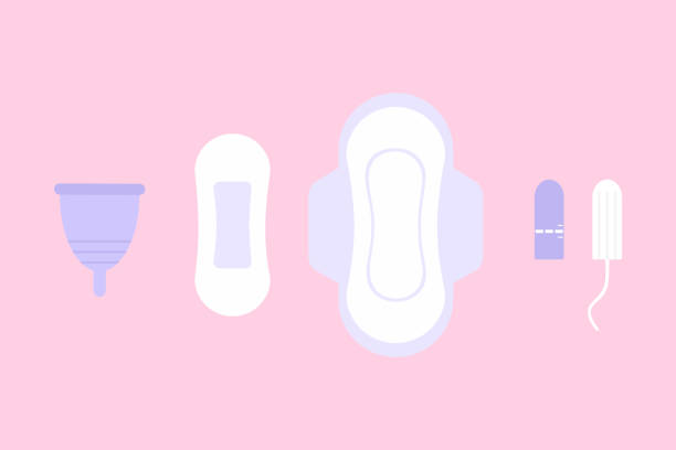 ilustraciones, imágenes clip art, dibujos animados e iconos de stock de productos menstruales con copa menstrual, toallas sanitarias y tampones. ciclo menstrual y productos de higiene femenina - hygienic pad