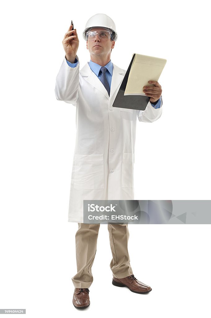 Scientifique ingénieur avec le presse-papier isolé sur fond blanc - Photo de Bloc-note libre de droits