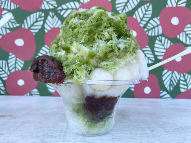 matcha shaved ice - adzuki bean imagens e fotografias de stock