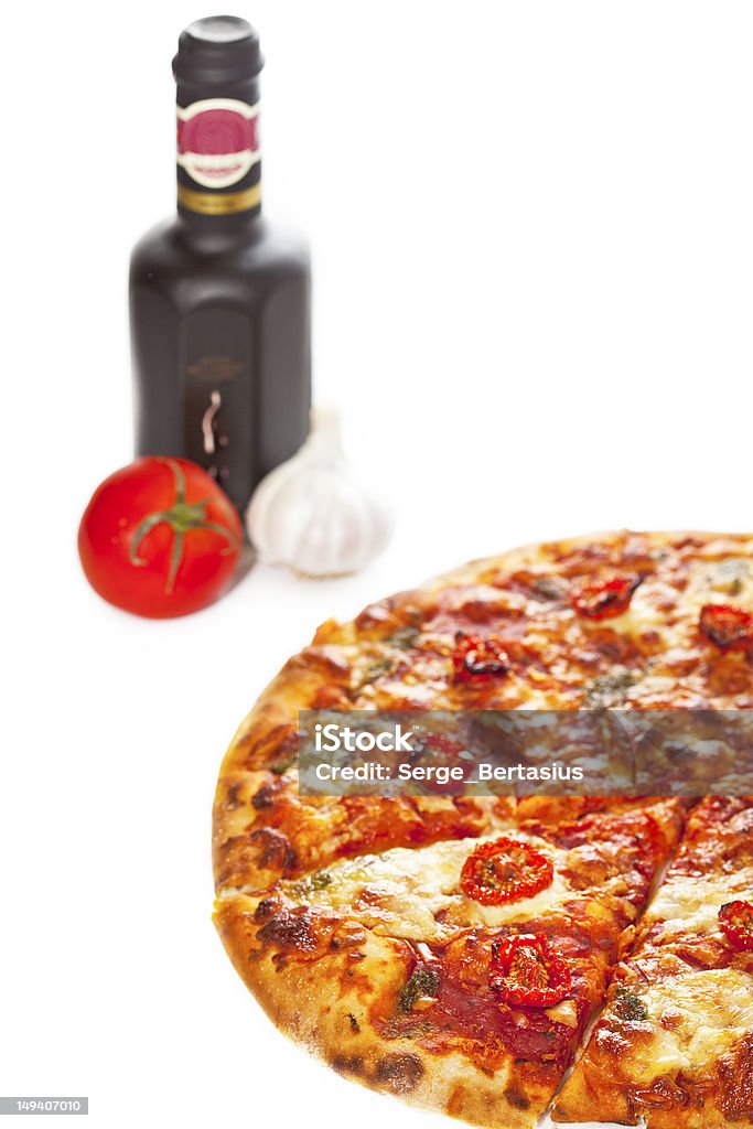 Gros plan de pizza margarita Pierre-dos - Photo de Ail - Légume à bulbe libre de droits