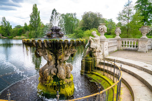 istock The Tazza Fountain 1494108214