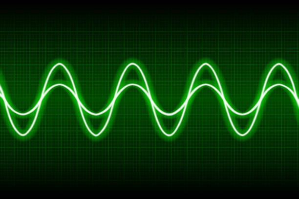 어두운 오실로스코프 디지털 스크린에 있는 추상적인 네온 그린 코사인 곡선 패턴 - oscillogram stock illustrations