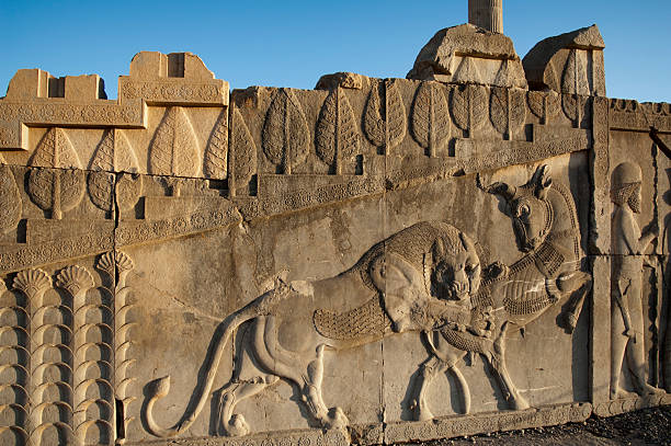 istock IRAN Persepolis Bull and Lion Fight 149415796