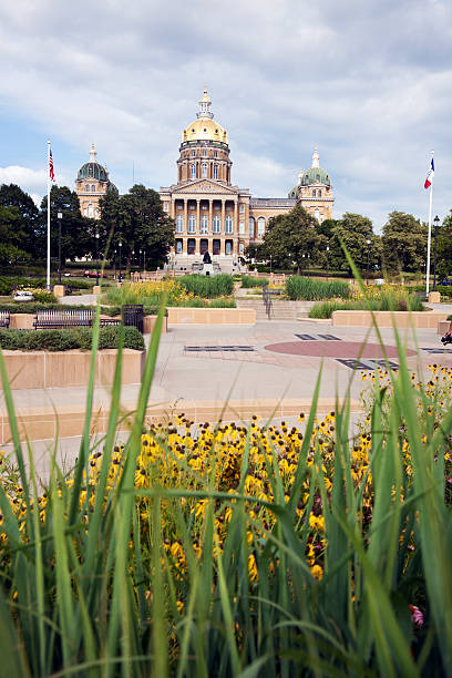 istock State Capitol Building in Des Moines 149416034
