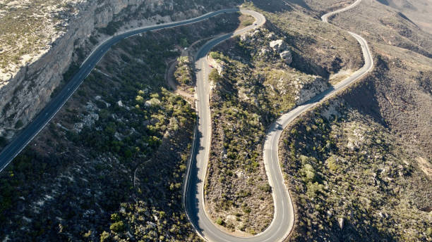 istock Van Rhyn's Pass into the Karoo Plateau 1494217589