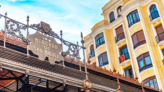 The market San Miguel is one of the main attractions in the centre of Madrid with its wide offer of delicious foods.