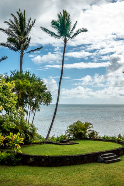istock Kualoa mountain range panoramic view, famous filming location on Oahu island, Hawaii 1494347617