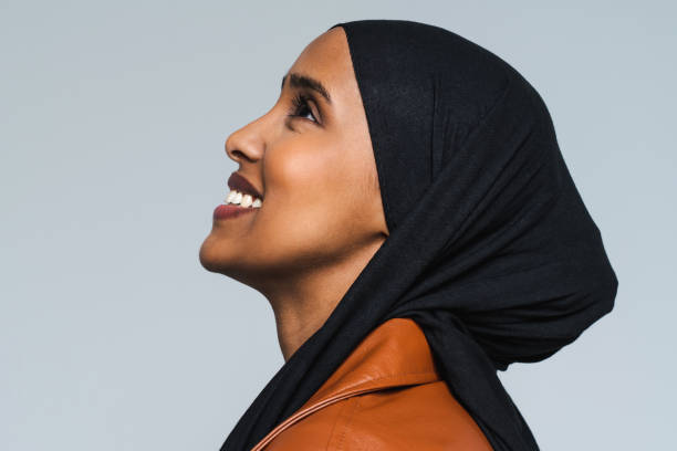 istock Beautiful arab middle-eastern woman with traditional abaya in studio 1494348169