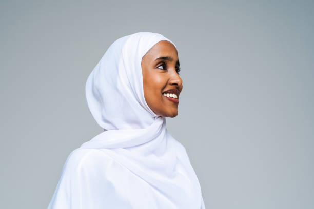 istock Beautiful arab middle-eastern woman with traditional abaya in studio 1494348437