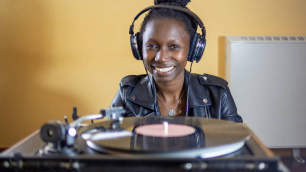 istock Young woman dj vinyl session 1494377139