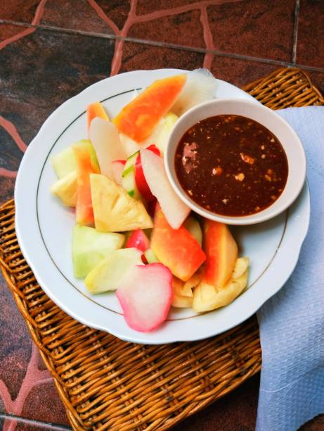 istock INDONESIAN MIX FRUITS (RUJAK) 1494475592