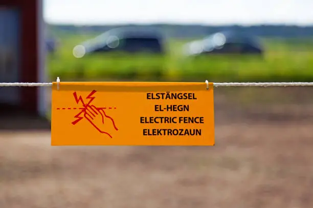 warning for electric fence at paddock