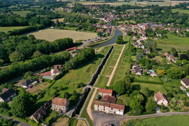 istock aerial view on Rogny les Sept Ecluses in Bourgogne 1494586745