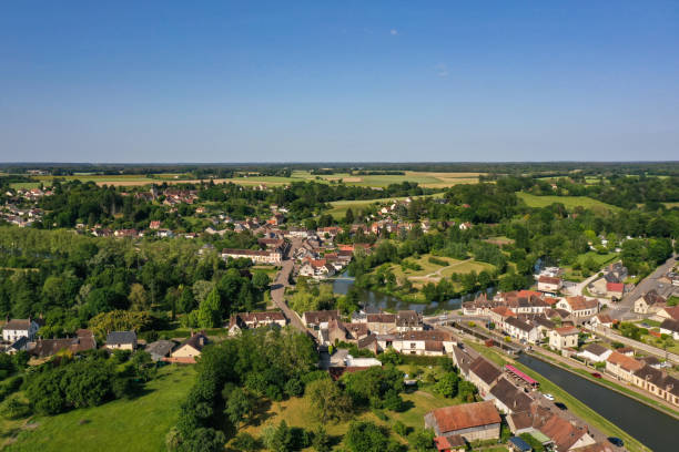 istock aerial view on Rogny les Sept Ecluses in Bourgogne 1494586748