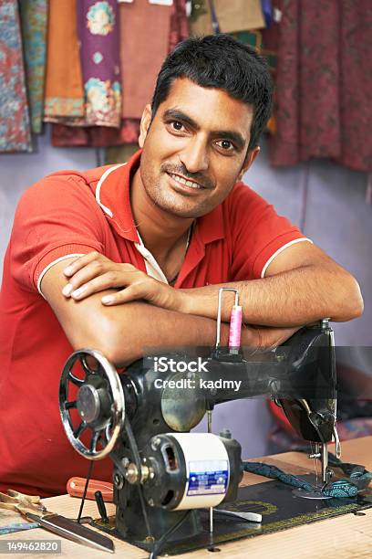 Indischer Mann Schneider Porträt Stockfoto und mehr Bilder von Indien - Indien, Indische Kultur, Schneiderberuf
