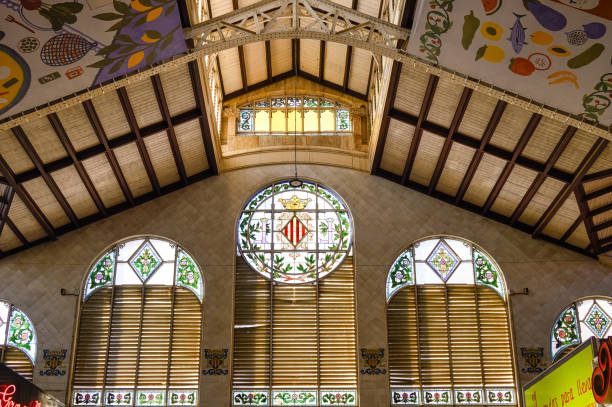 mercado central de valencia - dome skylight stained glass glass fotografías e imágenes de stock