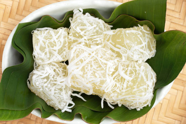 istock Steamed tapioca cake or cassava cake with grated coconut 1494679729