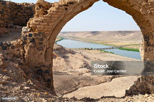 Euphrates River And Halabiye Ruins Stock Photo - Download Image Now - Euphrates River, Syria, Antiquities