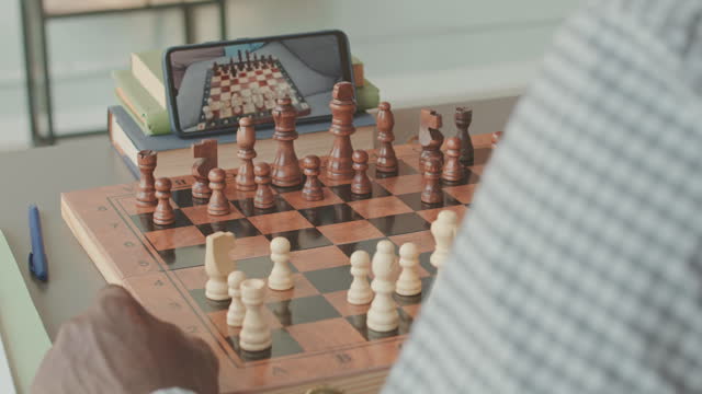 How to play online on Playchess with video