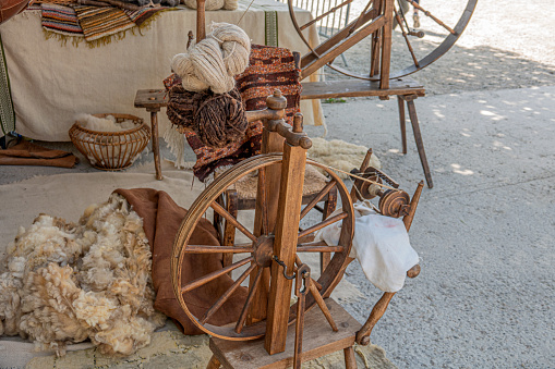 vintage sheep sum yarn machine