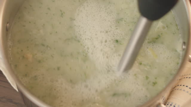 making vegan leek potato soup