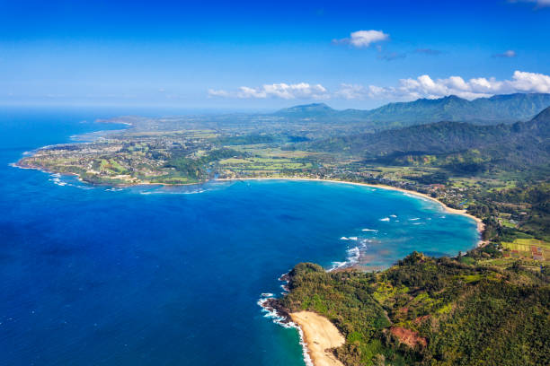 istock Hanalei Bay, Kauai 1494930335