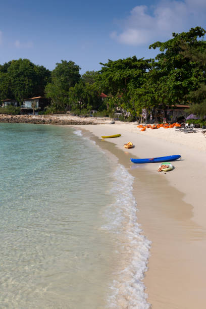 istock White sand beach clear blue water in Pattaya Thailand 1495142596