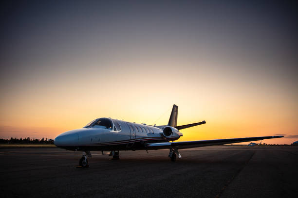 istock Vignette Shot Of a Private Jet At Sunset 1495164848