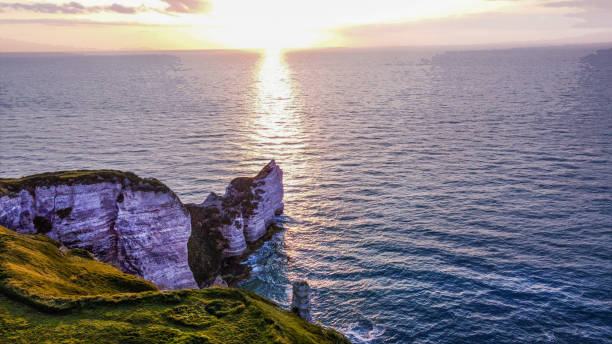 istock One of rocks in Etretat in sunset 1495204529