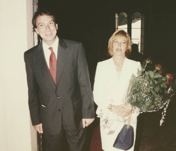 istock Just Married Couple in 1968. 1495295145