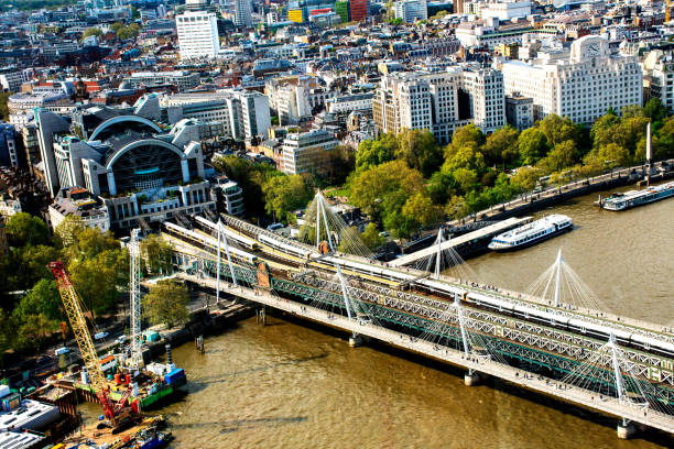 istock Railway network in London 1495296378