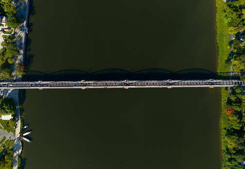 Truong Tien Bridge is a bridge across the Perfume River connecting the North - South banks of Hue city. The bridge has a length of 402.6m and is designed in Gothic architecture with 6 spans of comb-shaped steel beams, with an aperture of 67m each. Truong Tien Hue Bridge is one of the symbols of Hue city and a must-see check-in place when coming to Hue.