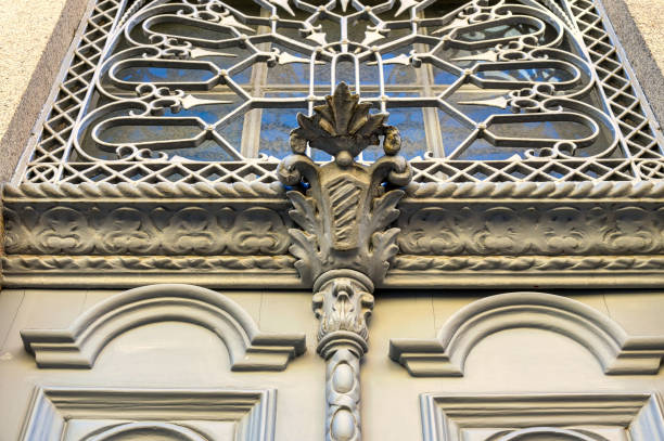 istock Decoration In Colonial Door 1495347937