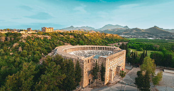 The theatre in Aspendos is considered to be the best-preserved theatre of antiquity. The Roman builders of this structure managed to express the state of ideal balance between the auditorium and the skene building and, what's more, the whole theatre matches perfectly into the landscape.