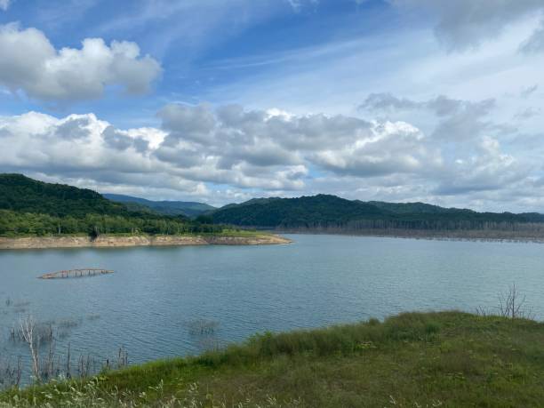 istock Yubari Shuparo Lake 1495406900