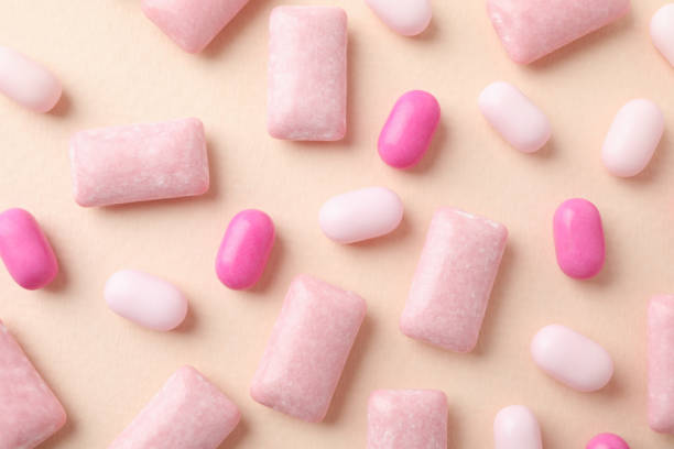 istock Concept of chewing or bubble gum, close up 1495419217