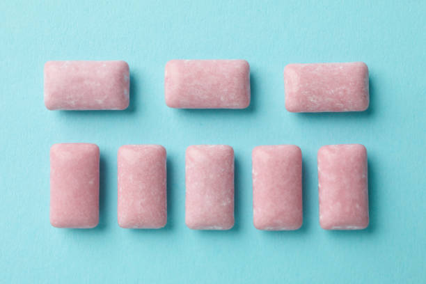 istock Concept of chewing or bubble gum, close up 1495419253