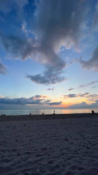 istock IN A SUNSET STATE OF MIND 1495514442