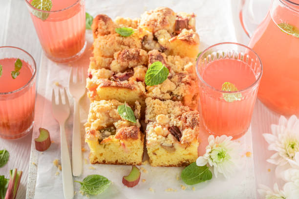 istock Tasty and fresh rhubarb yeast cake as classic cake, Poland. 1495582921