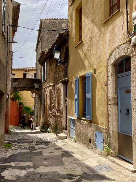 istock France - Alpes Maritimes - Biot village 1495604758