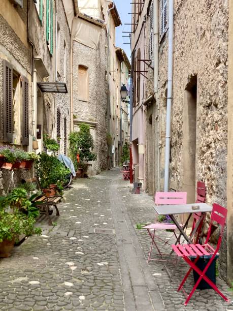 istock France - Alpes Maritimes - Biot village 1495605291