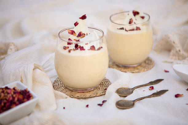 istock White chocolate mousse with rose petals 1495638691