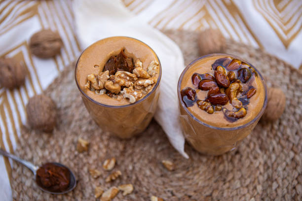 istock Dulce de leche mousse with caramelized dried fruits 1495638864