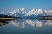 sonnenaufgang-im-grand-teton-nationalpark.jpg?b=1&s=170x170&k=20&c=lcO0t8l3tiz5flZNt7qfdce2hZAjM7Fr4oUetagtq7g=