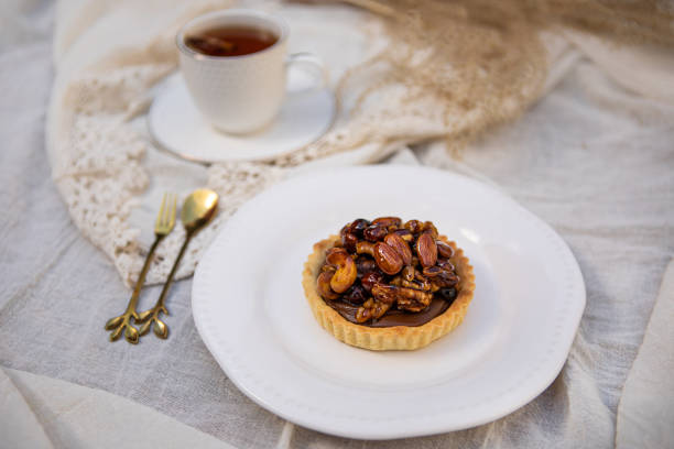 istock Dulce de leche and caramelized dried fruits pie 1495639132