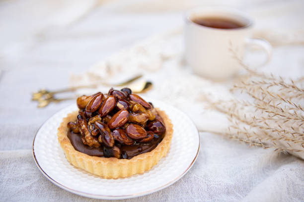 istock Dulce de leche and caramelized dried fruits pie 1495639195