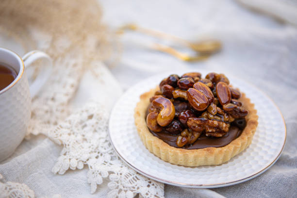 istock Dulce de leche and caramelized dried fruits pie 1495639228