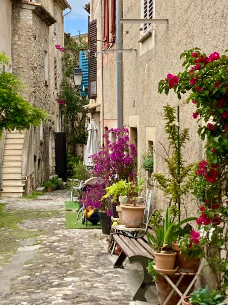 France - Alpes Maritimes - Biot village France - Alpes Maritimes - Biot village biot stock pictures, royalty-free photos & images