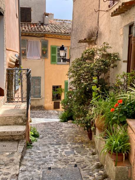 istock France - Alpes Maritimes- Biot village - 1495663070